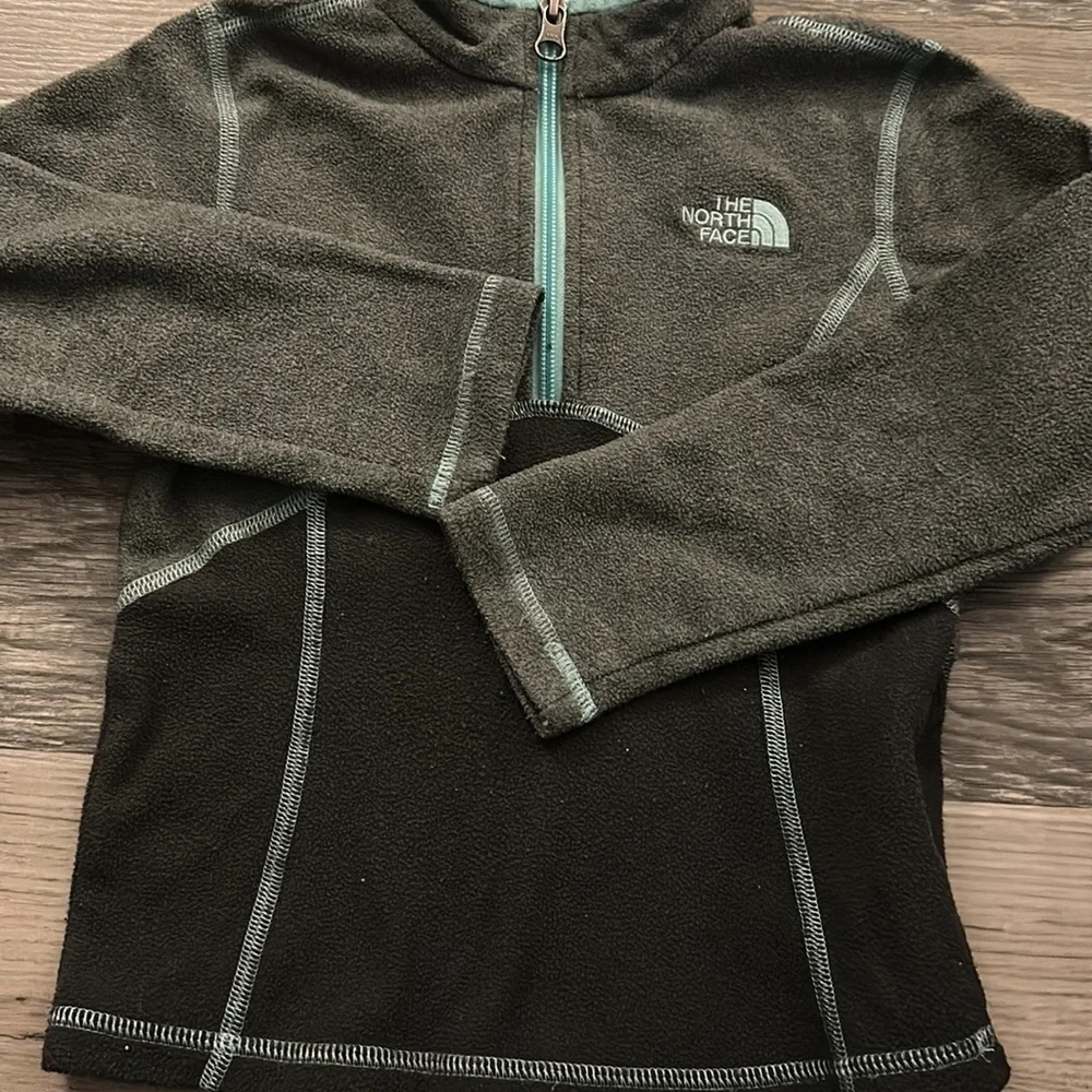North face fleece 1/4 zip gray/teal‎ girls XXS